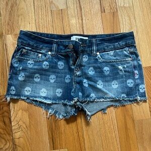 Skull Low-rise Jean shorts